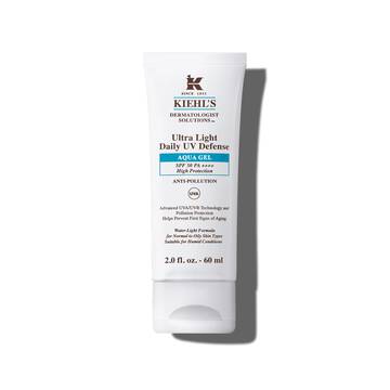 Un tubo de 30 ml de Kiehl's Ultra Light Daily UV Defense Aqua Gel sobre fondo blanco.