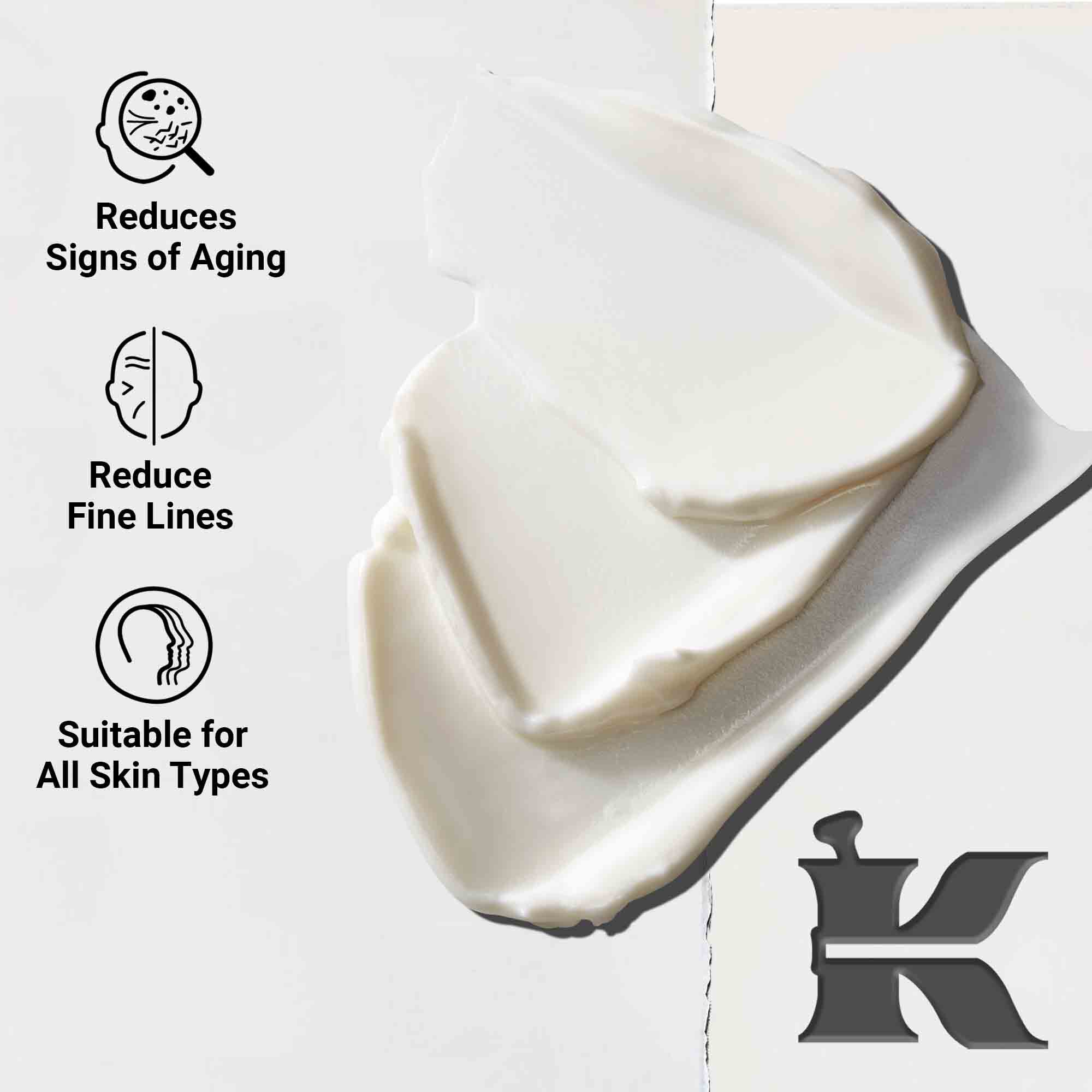 Primer plano de la textura de Age Defender Cream Moisturizer; reduce los signos de la edad y las lineas de expresion, apto para todo tipo de pieles.