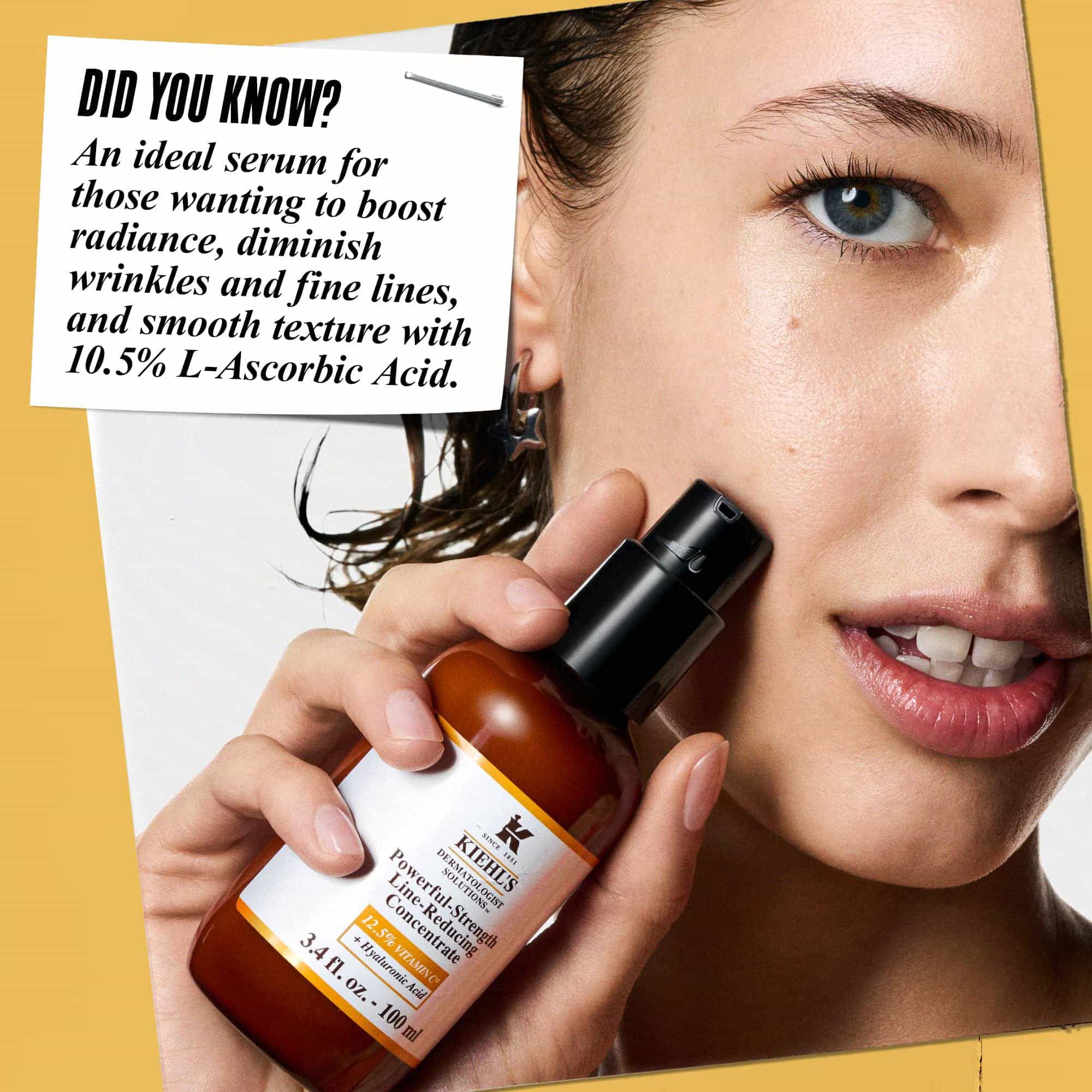 Una persona aplicando Powerful-Strength Line-Reducing Concentrate en su rostro. El texto dice: "¿Sabias que...? Perfecto para el tono desigual de la piel, este suero altamente eficaz esta formulado con un 12,5% de vitamina C fragmentada y acido hialuronico."