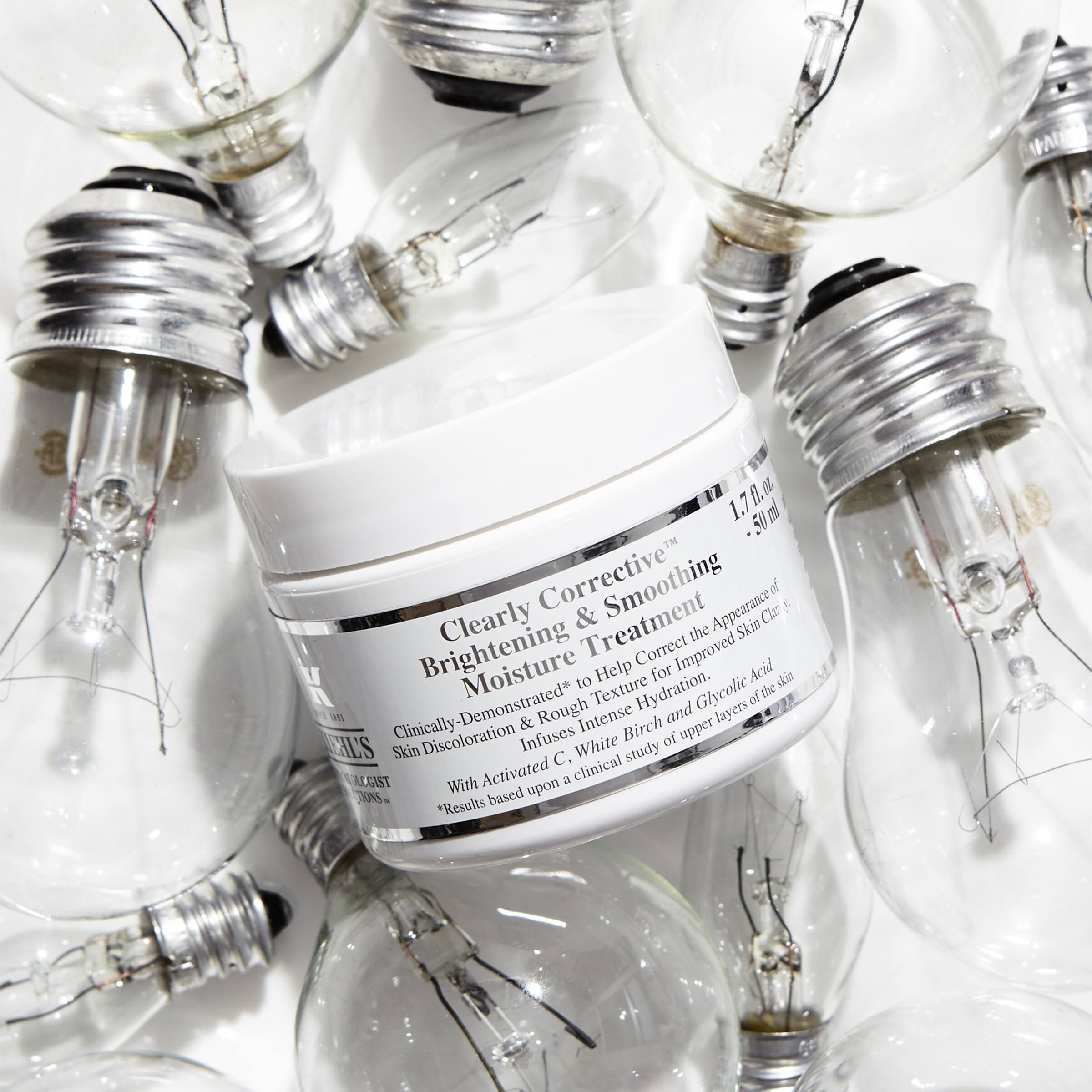 Clearly Corrective™ Brightening & Smoothing Moisture Treatment