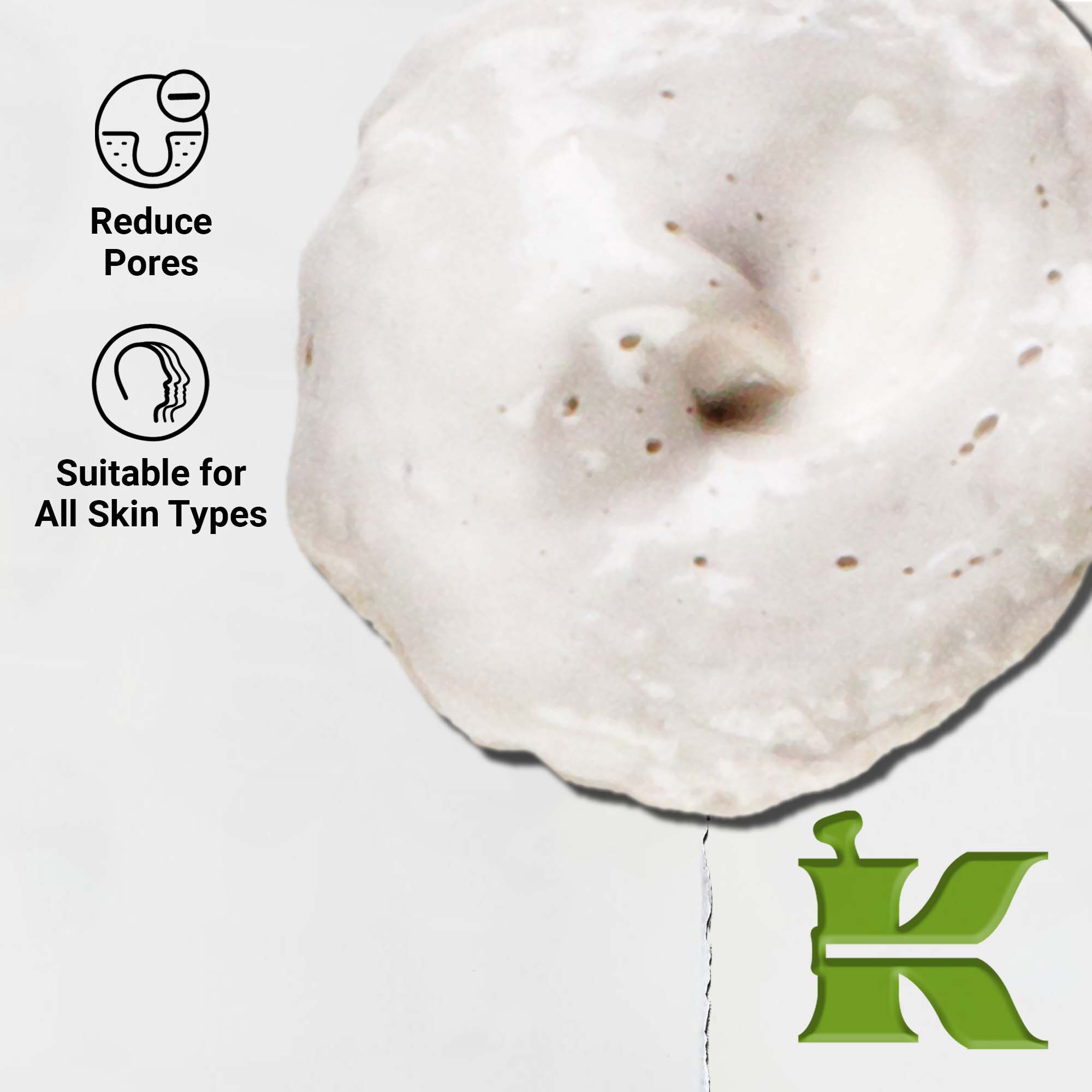 Primer plano de la textura de Rare Earth Deep Pore Daily Cleanser. El texto destaca su limpieza profunda de los poros y su idoneidad para todo tipo de pieles.