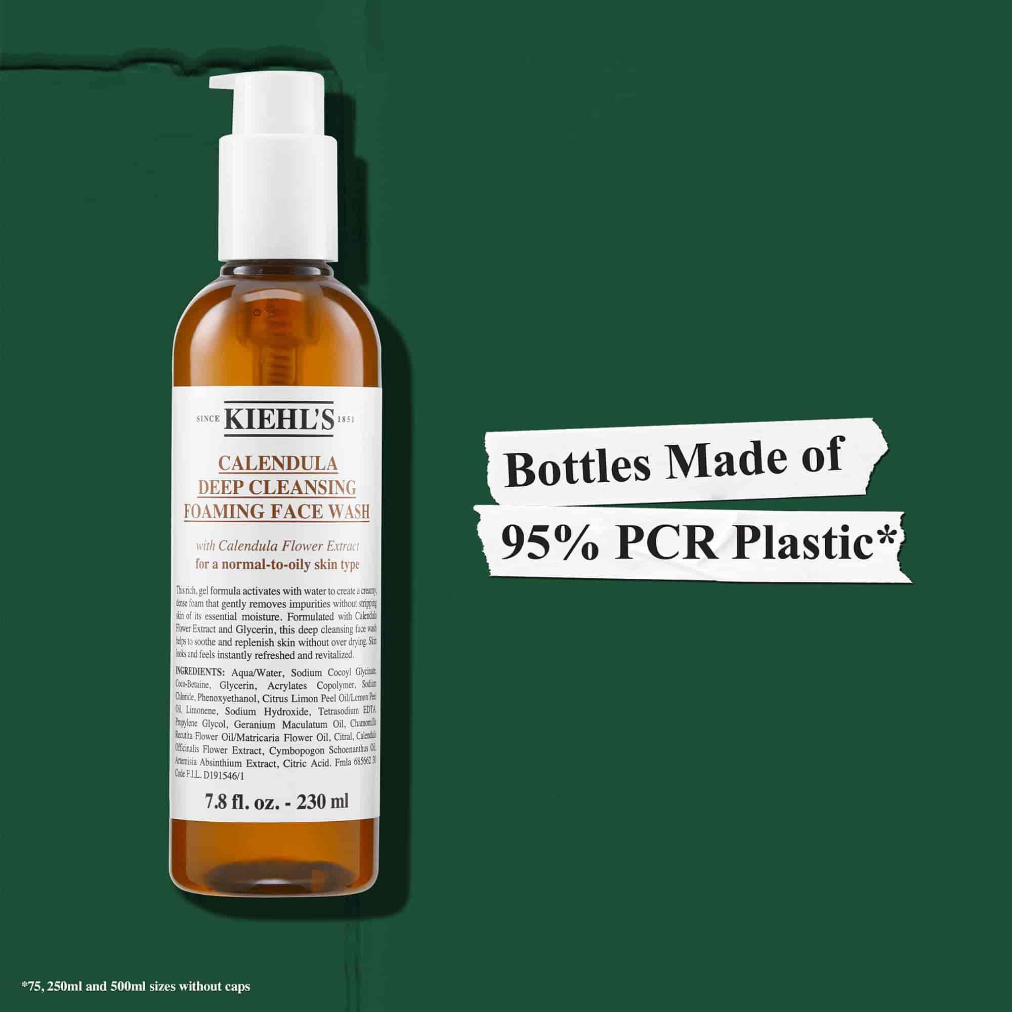 Los frascos de Kiehl's Calendula Foaming Face Wash estan fabricados con un 95 % de plastico reciclado PCR