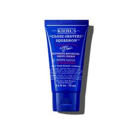 Un tubo de 75 ml de Kiehl's Ultimate Brushless Shave Cream White Eagle sobre fondo blanco.