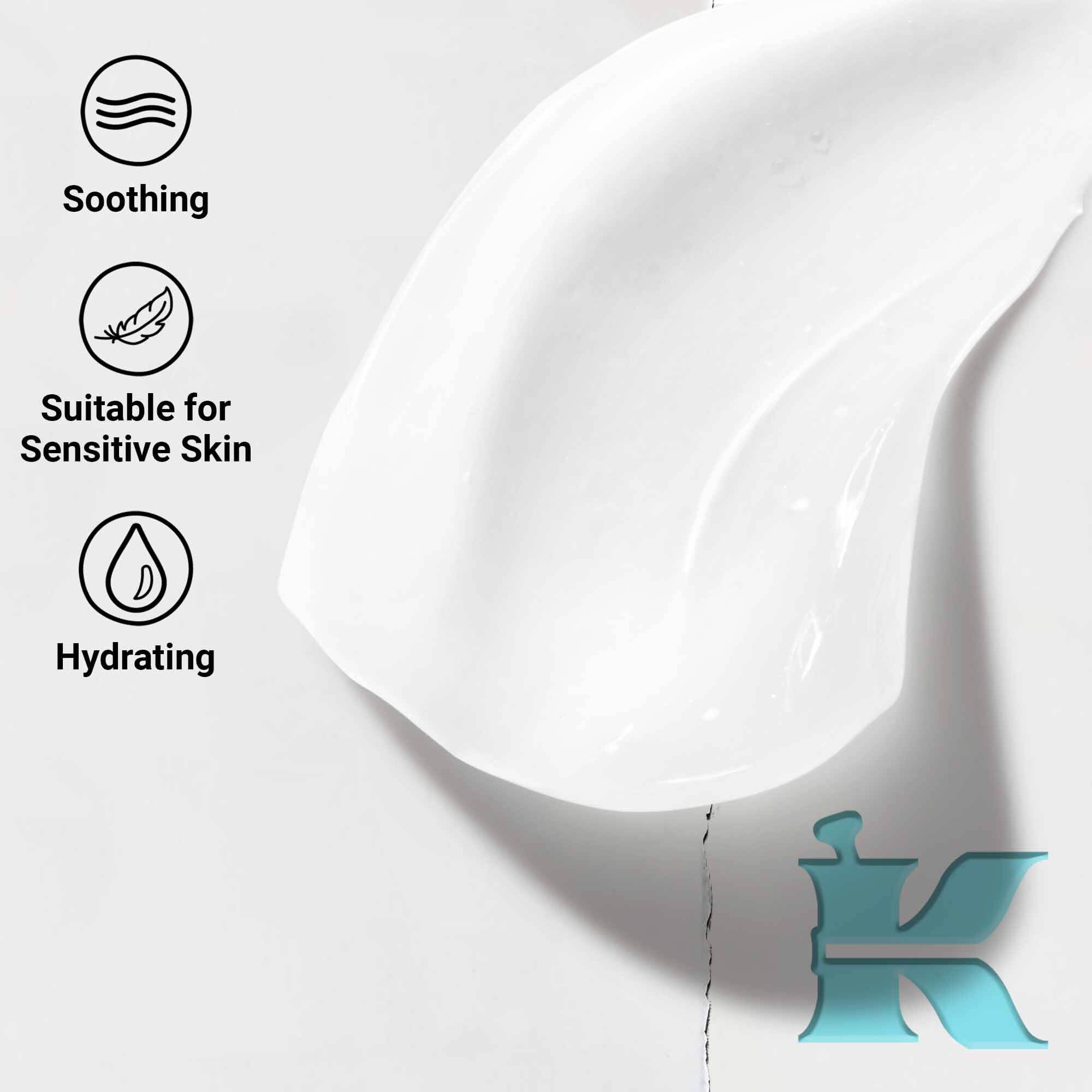 Primer plano de la textura de Ultra Facial Oil-Free Gel Cream que muestra beneficios calmantes, hidratantes y su idoneidad para pieles sensibles.