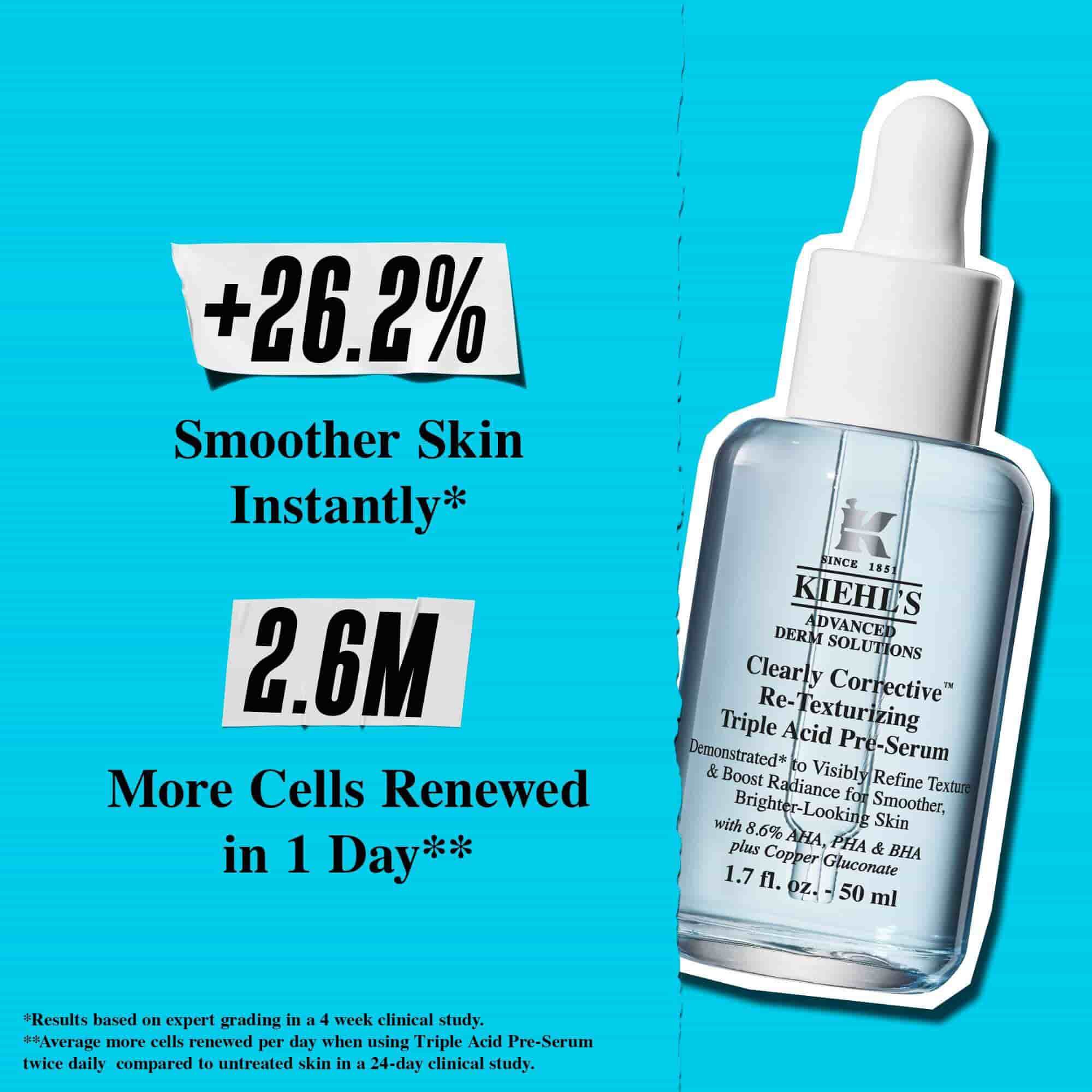 Una botella de Clearly Corrective Triple Acid Peel sobre fondo azul con el texto: "+41% Textura mas suave."