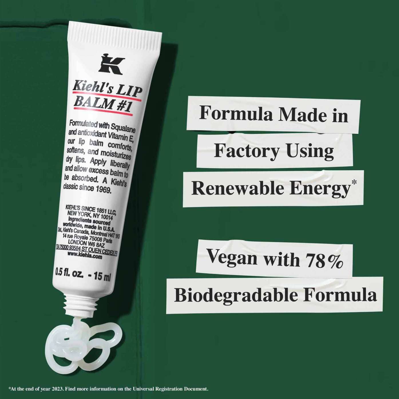 Un tubo de Lip Balm #1 con texto que destaca la sostenibilidad: "Formula fabricada en una fabrica que utiliza energia renovable" y "Vegana con formula 78% biodegradable".