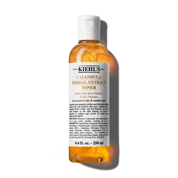 Una botella de 250 ml de Calendula Herbal-Extract Toner de Kiehl's con un liquido transparente y tono dorado.